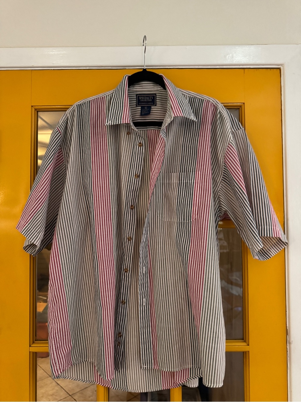 Specialty Men's Short-Sleeve Button-Down Shirt in Pink and Black Stripe